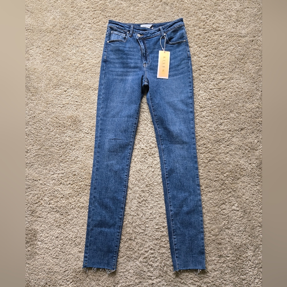 Women's Skinny Jeans in Blue